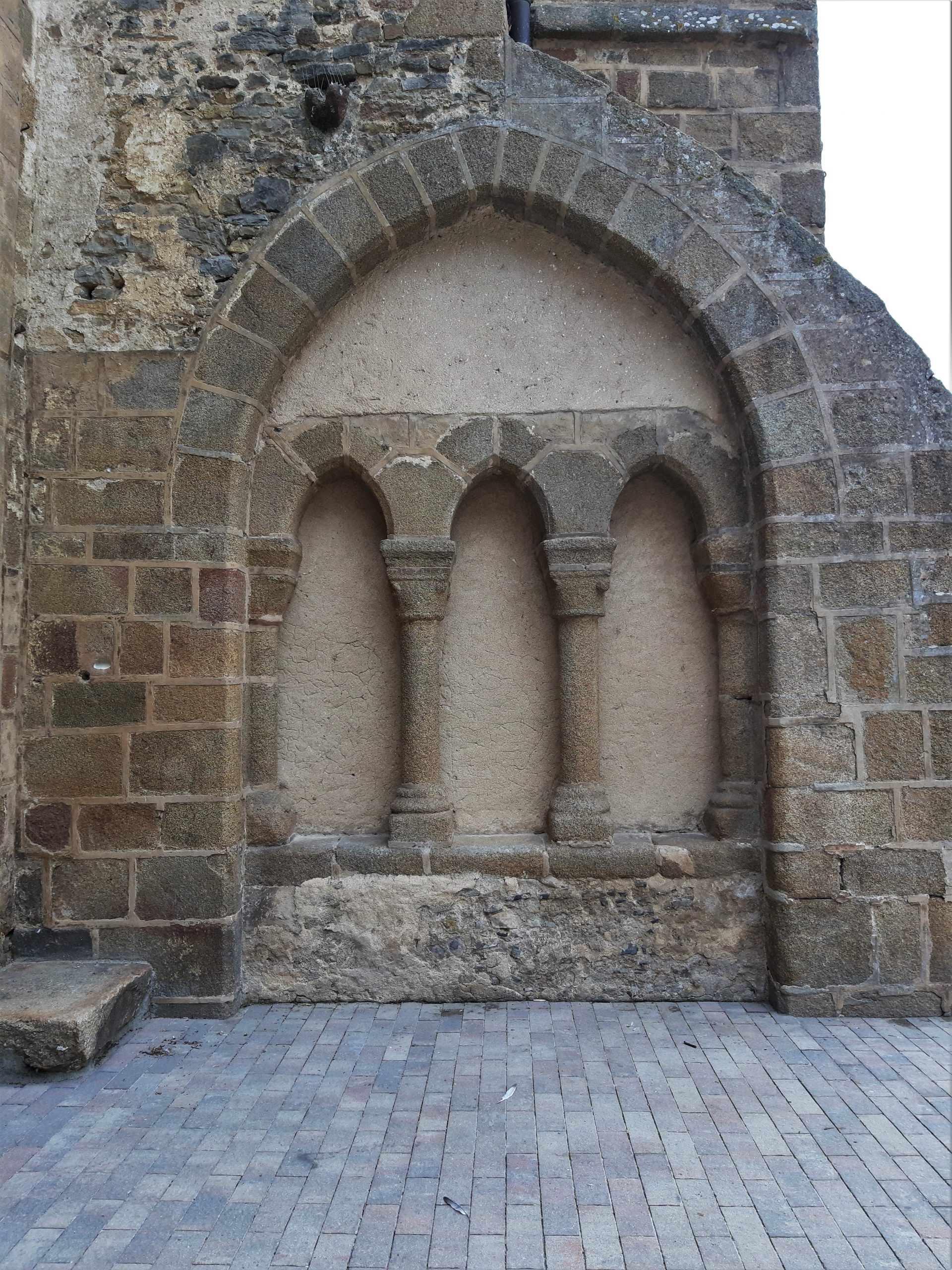 Évron