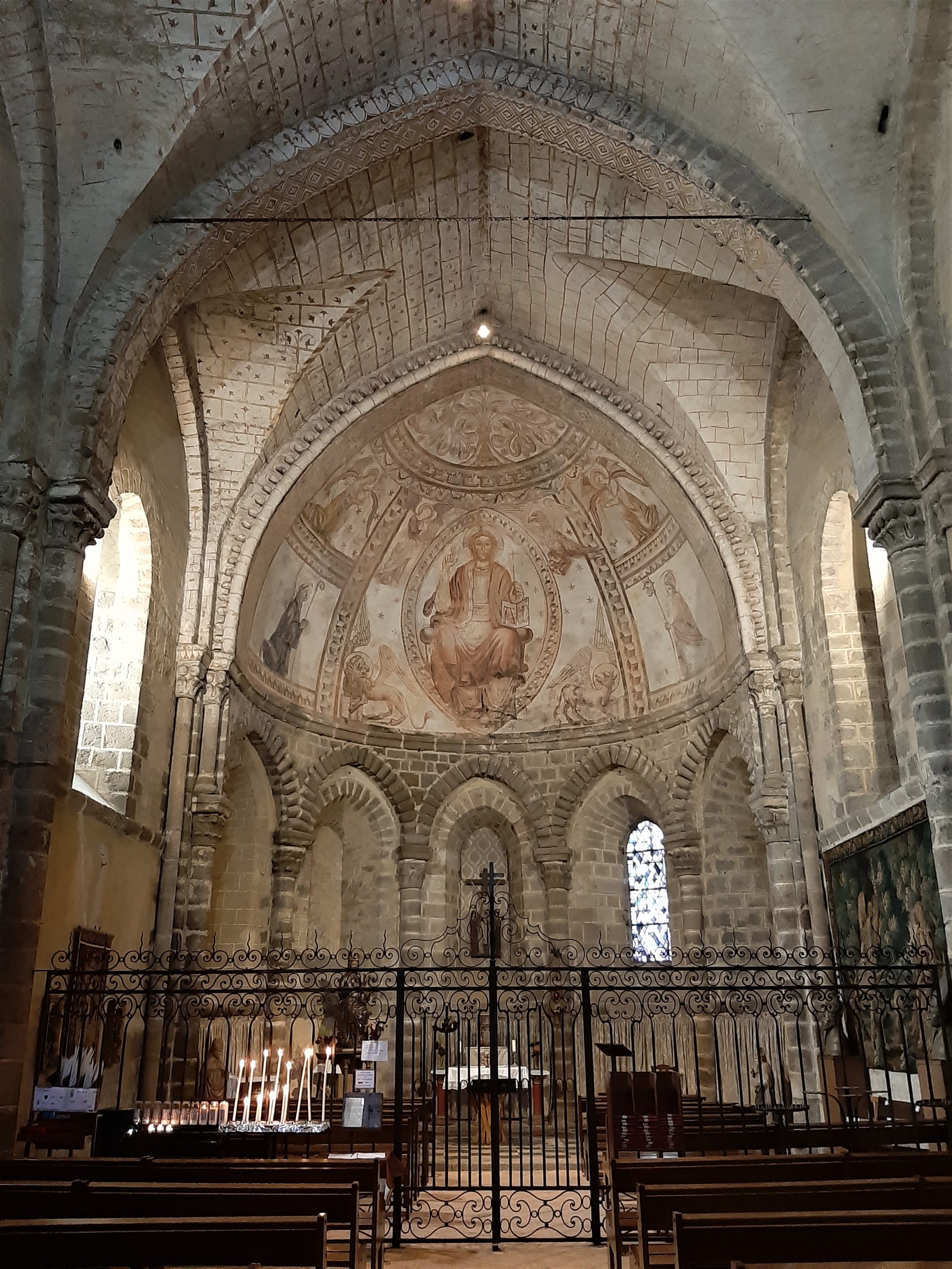 Évron