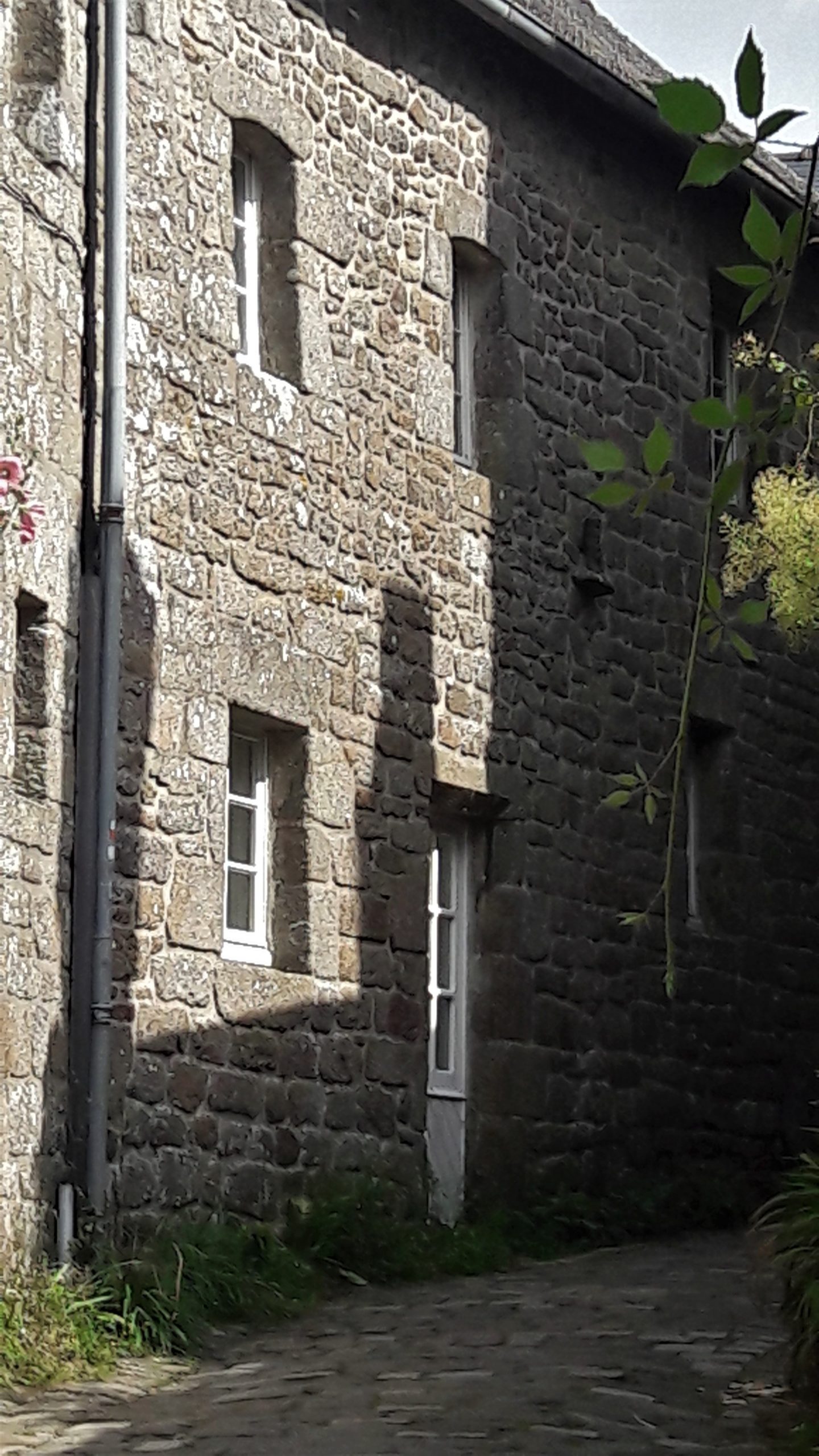 Locronan